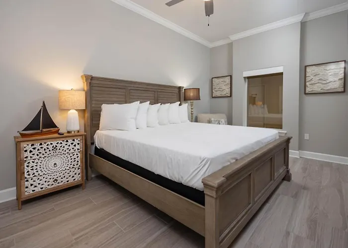 Phoenix Gulf Towers 806